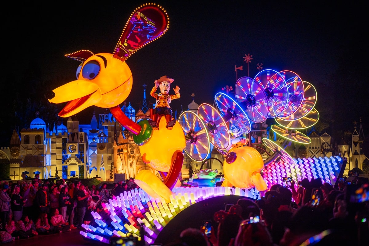 Disneyland Crowd Calendar May 2026
